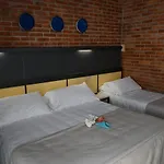Marina 3*