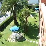 Marina Hotel 3*