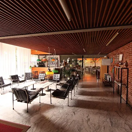 Marina Hotel 3*